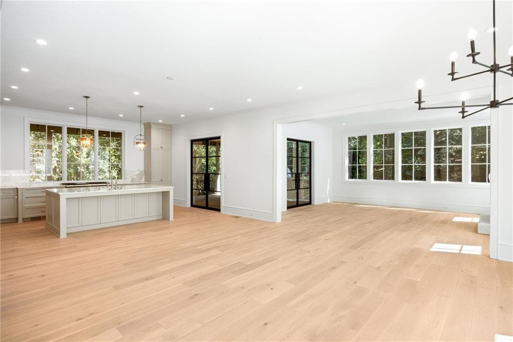 7 bedroom, 8 bathroom, 7,697 sq ft single family residence for sale at 1353 W Wesley Road, Atlanta, GA 30327 — photo 10
