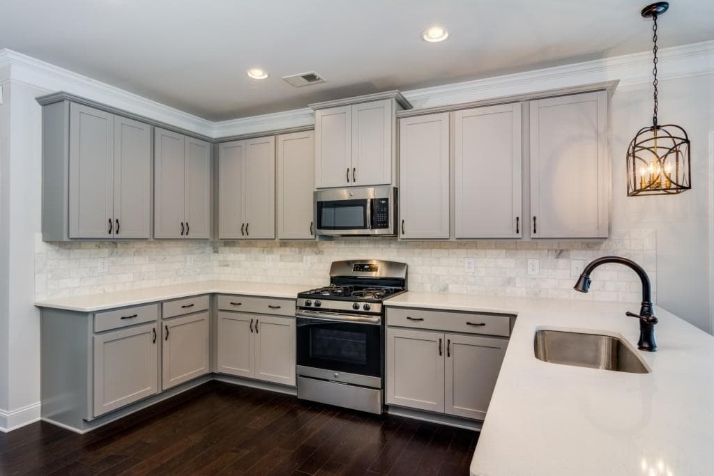 3 bedroom, 3 bathroom, 2,050 sq ft townhouse for sale at 3762 Ledgemont Drive, Suwanee, GA 30024 — photo 9