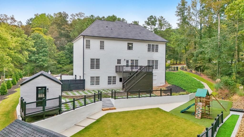 6 bedroom, 5 bathroom, 5,003 sq ft single family residence for sale at 396 Collegiate Drive, Powder Springs, GA 30127 — photo 5