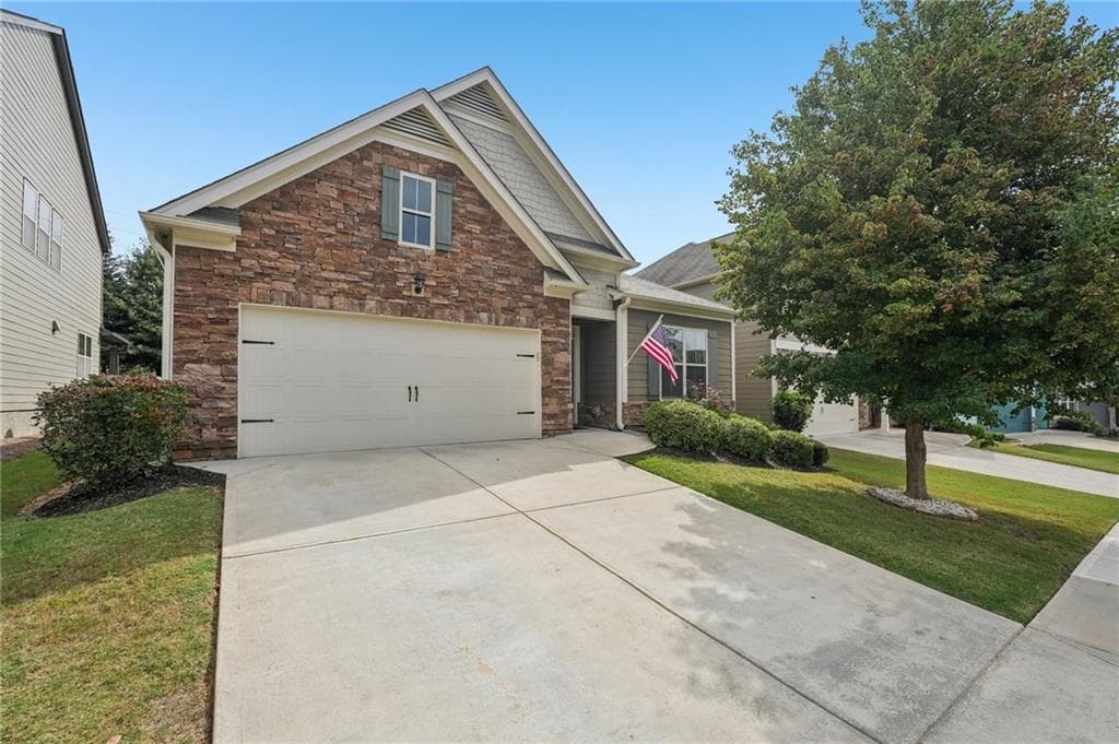 4 bedroom, 2 bathroom, 1,774 sq ft single family residence for sale at 279 Orchard Trail, Canton, GA 30115 — photo 2