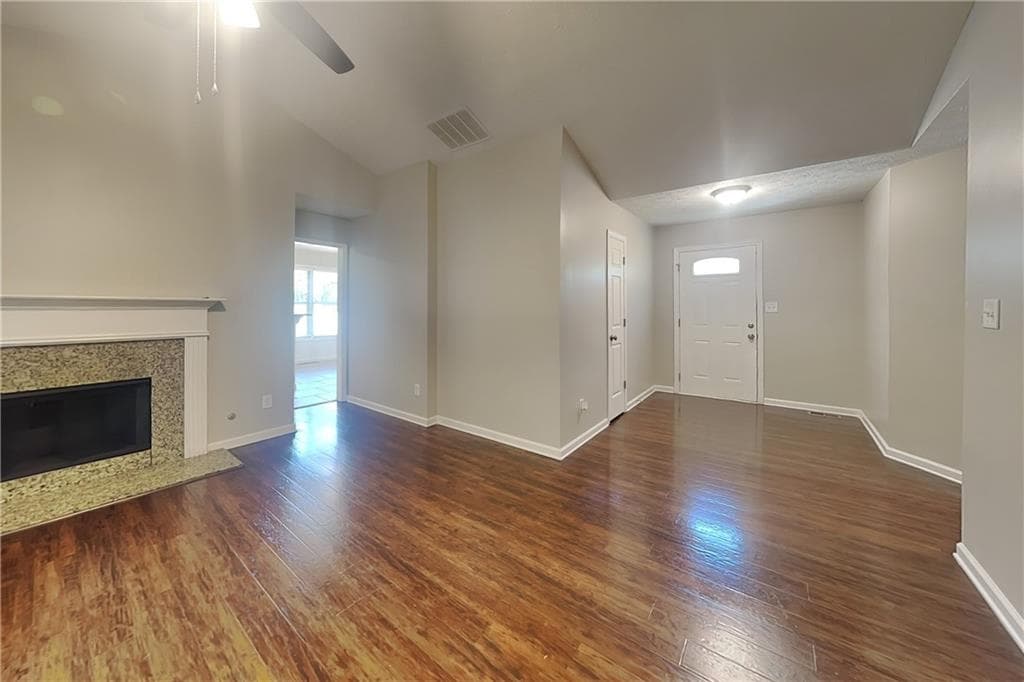 3 bedroom, 2 bathroom, 1,685 sq ft single family residence for rent at 365 Telford Drive, Sugar Hill, GA 30518 for $2,300 a month — photo 2