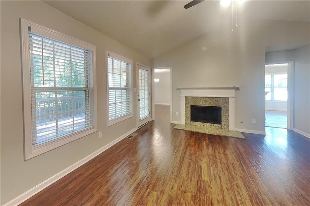 3 bedroom, 2 bathroom, 1,685 sq ft single family residence for rent at 365 Telford Drive, Sugar Hill, GA 30518 for $2,300 a month — photo 3