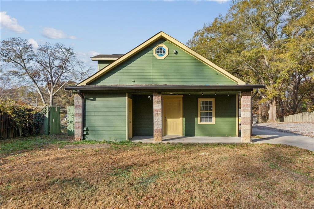 3 bedroom, 2 bathroom, 4,771 sq ft triplex for rent at 891 N Eugenia Place C, Atlanta, GA 30318 for $2,195 a month — photo 4
