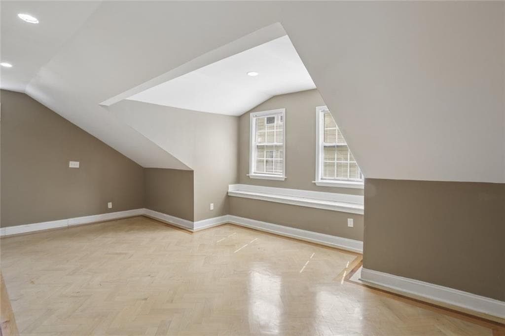 3 bedroom, 2 bathroom, 4,771 sq ft triplex for rent at 891 N Eugenia Place C, Atlanta, GA 30318 for $2,195 a month — photo 7