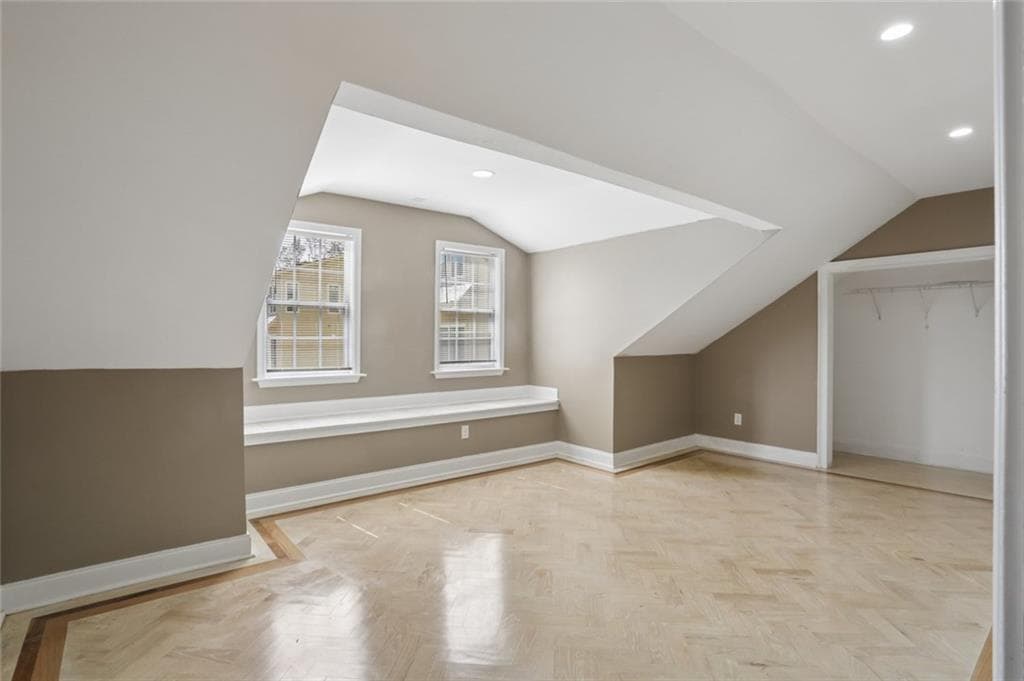 3 bedroom, 2 bathroom, 4,771 sq ft triplex for rent at 891 N Eugenia Place C, Atlanta, GA 30318 for $2,195 a month — photo 8