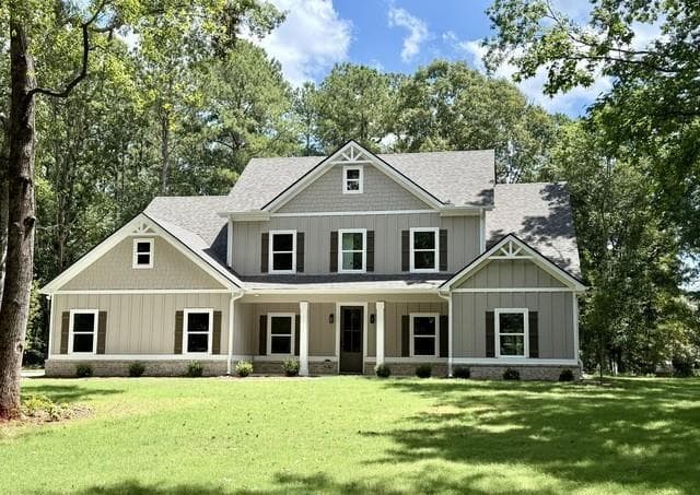 4 bedroom, 5 bathroom, 3,030 sq ft single family residence for sale at 546 Harbour Shores, Jackson, GA 30233