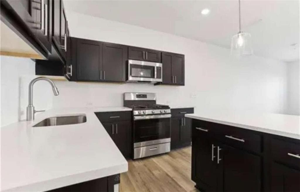 3 bedroom, 3 bathroom, 1,507 sq ft townhouse for rent at 2106 Stillhaven Place, Douglasville, GA 30135 for $2,150 a month — photo 8