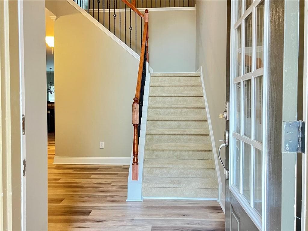 2 bedroom, 3 bathroom, 2,222 sq ft townhouse for rent at 300 Snowgoose Court, Alpharetta, GA 30022 for $2,900 a month — photo 1 of 16