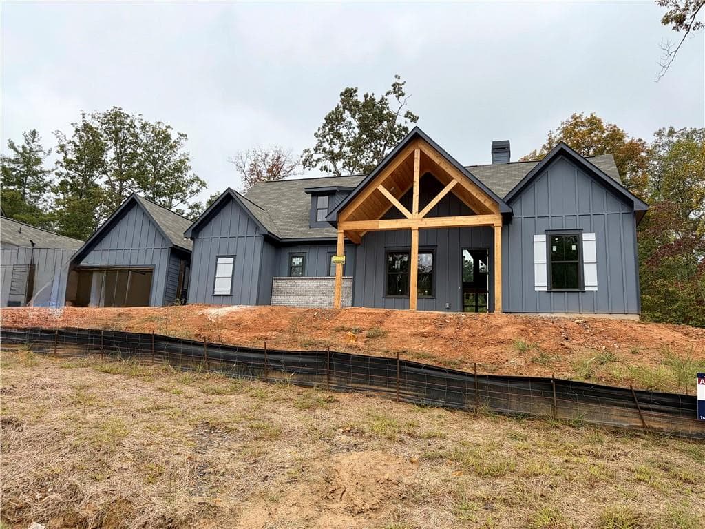 3 bedroom, 2 bathroom, 1,653 sq ft single family residence under contract at 3 Blue Mountain Road, Morganton, GA 30560 — photo 2