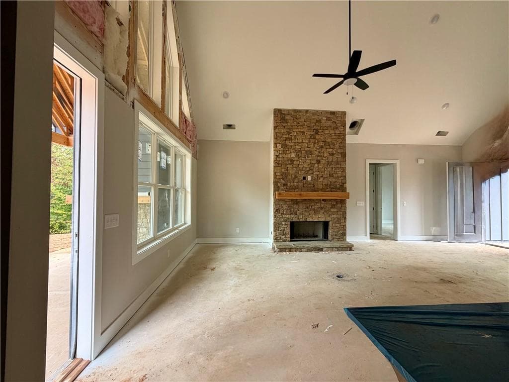 3 bedroom, 2 bathroom, 1,653 sq ft single family residence under contract at 3 Blue Mountain Road, Morganton, GA 30560 — photo 7
