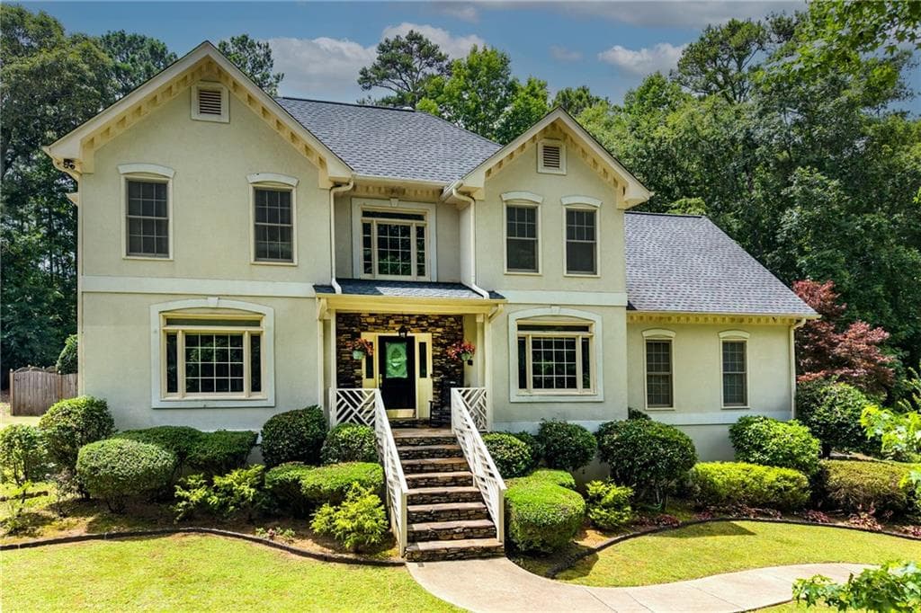 6 bedroom, 4 bathroom, 3,409 sq ft single family residence for sale at 245 Westchester Drive, Griffin, GA 30223 — photo 1 of 71