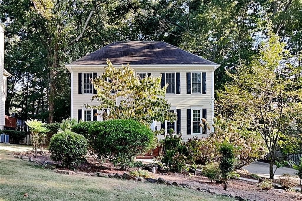 3 bedroom, 3 bathroom, 2,024 sq ft single family residence for rent at 3480 Eastpines Way, Snellville, GA 30039 for $2,250 a month — photo 1 of 22