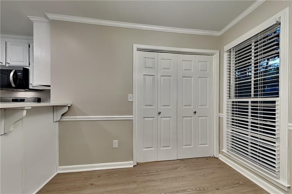 3 bedroom, 3 bathroom, 2,024 sq ft single family residence for rent at 3480 Eastpines Way, Snellville, GA 30039 for $2,250 a month — photo 7
