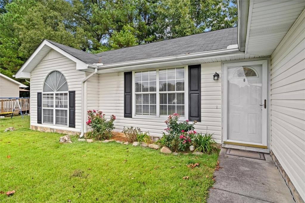 3 bedroom, 2 bathroom, 1,394 sq ft single family residence for sale at 469 Diamond Way, Chatsworth, GA 30705 — photo 3
