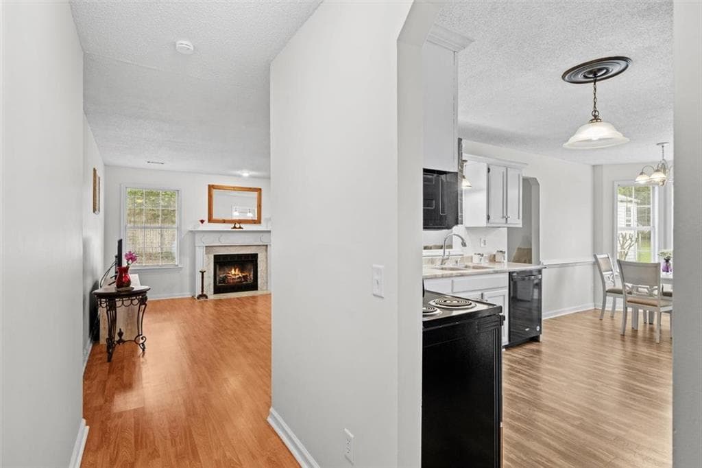 3 bedroom, 2 bathroom, 1,394 sq ft single family residence for sale at 469 Diamond Way, Chatsworth, GA 30705 — photo 5