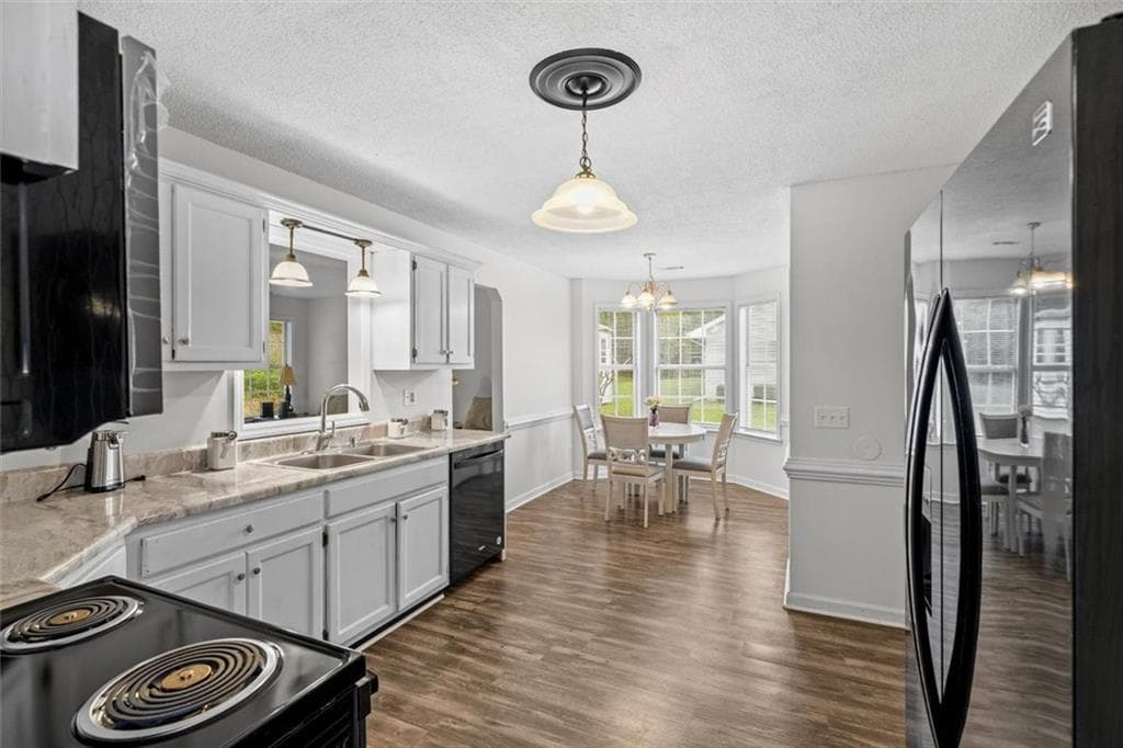 3 bedroom, 2 bathroom, 1,394 sq ft single family residence for sale at 469 Diamond Way, Chatsworth, GA 30705 — photo 9