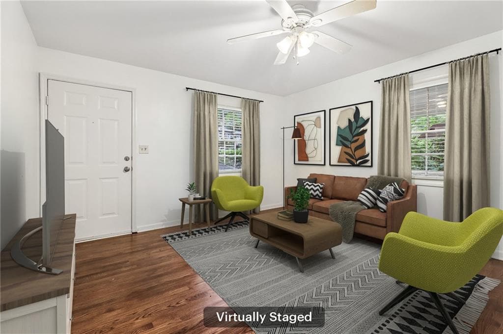 3 bedroom, 2 bathroom, 912 sq ft single family residence for sale at 923 Verdi Way, Clarkston, GA 30021 — photo 3