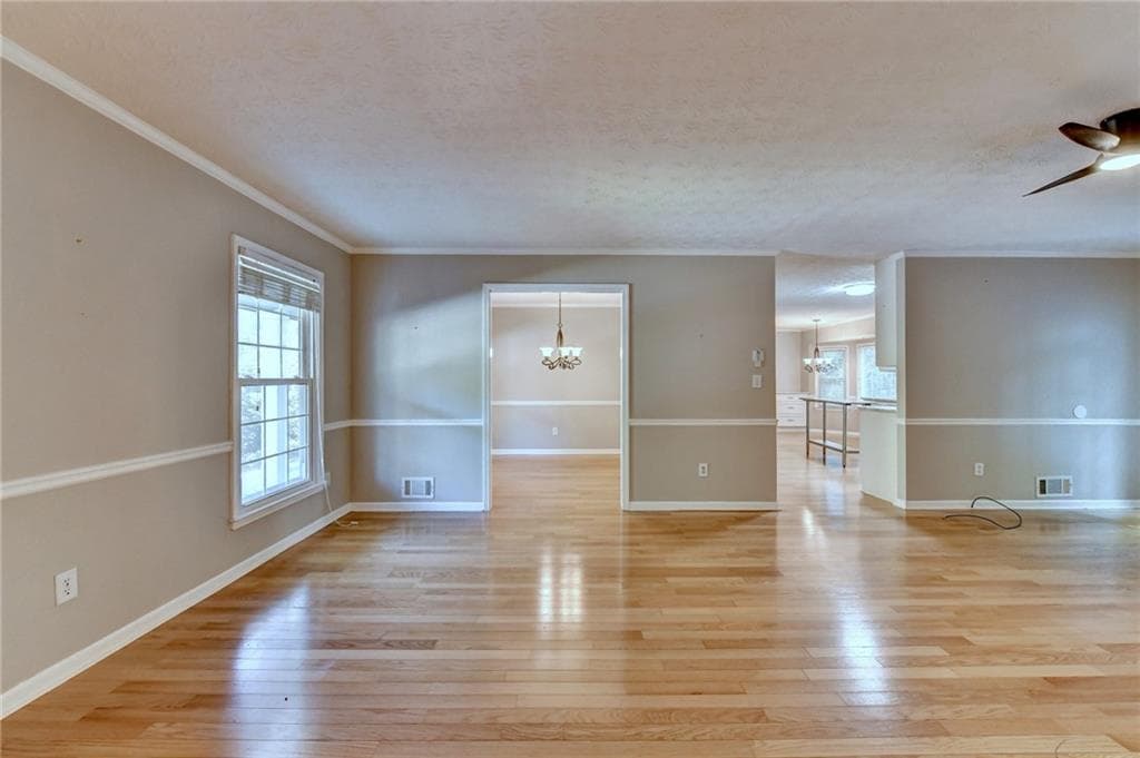 3 bedroom, 3 bathroom, 1,846 sq ft single family residence under contract at 673 Steeple Chase Drive, Lawrenceville, GA 30044 — photo 4