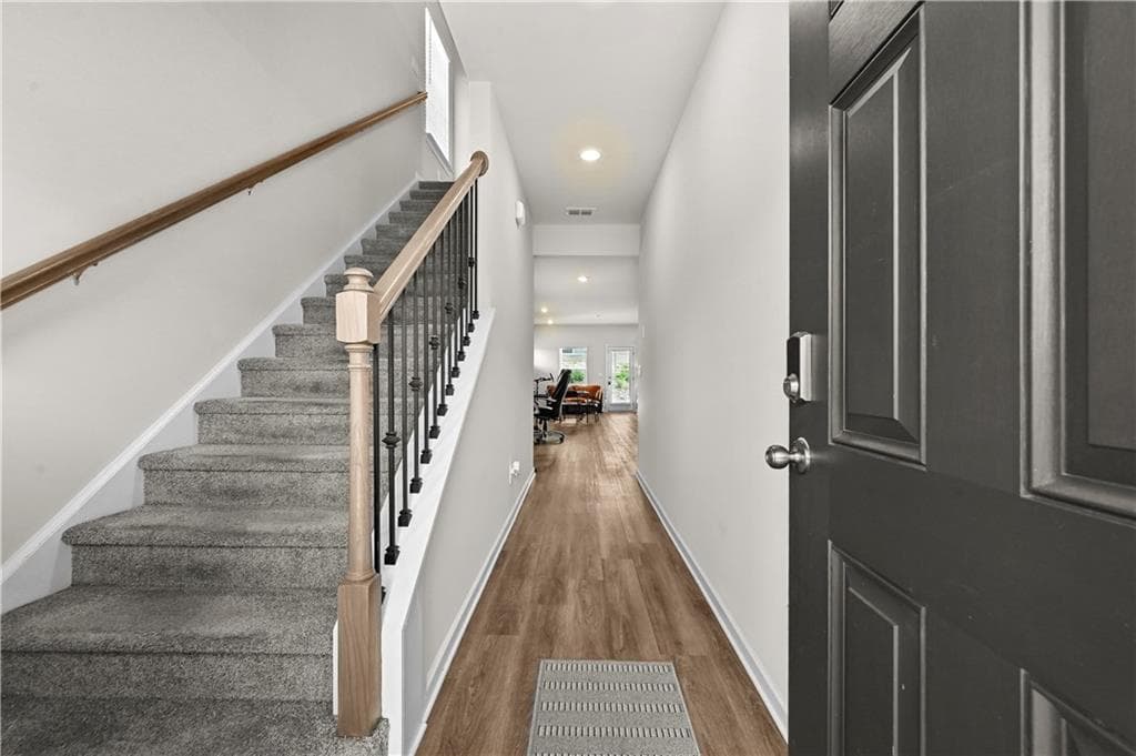 5 bedroom, 3 bathroom, 2,352 sq ft single family residence for sale at 2073 Baron Manor Drive, Lawrenceville, GA 30044 — photo 5