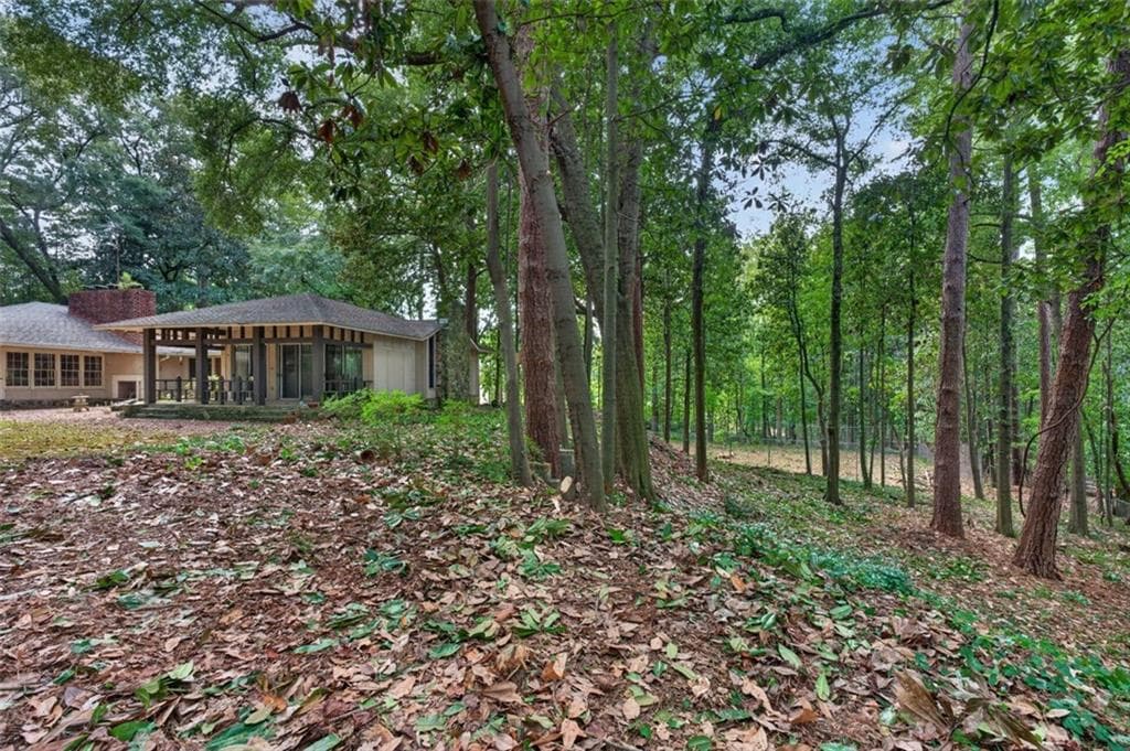 single family residence for sale at 4036 Tuxedo Road, Atlanta, GA 30342 — photo 6