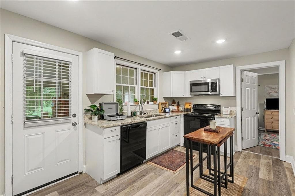 2 bedroom, 2 bathroom, 1,060 sq ft single family residence for sale at 118 McElroy Street, Bowdon, GA 30108 — photo 7