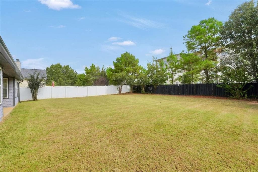 4 bedroom, 2 bathroom, 1,851 sq ft single family residence for sale at 237 Grover Turner Way, Mcdonough, GA 30253 — photo 4