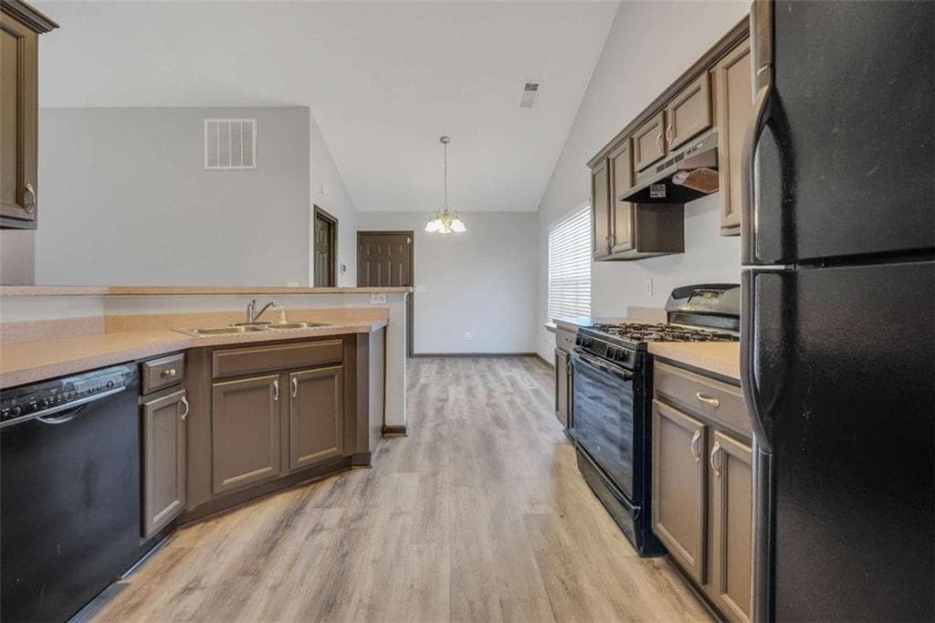 4 bedroom, 2 bathroom, 1,851 sq ft single family residence for sale at 237 Grover Turner Way, Mcdonough, GA 30253 — photo 6