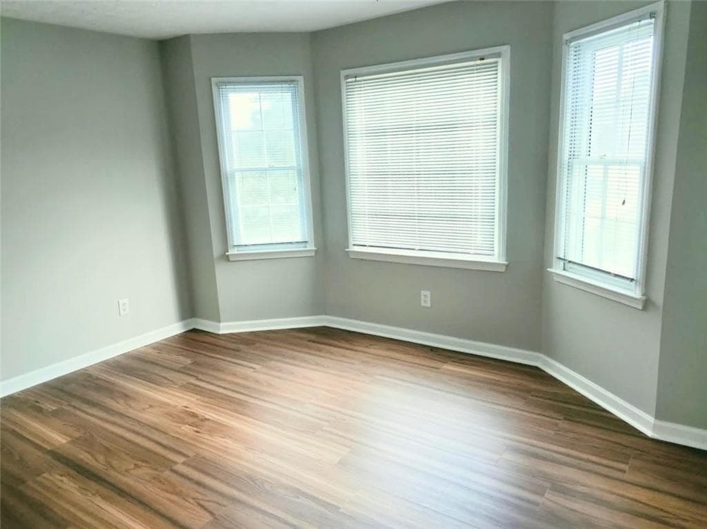 4 bedroom, 3 bathroom, 2,116 sq ft single family residence for rent at 850 Springtime Drive, Lawrenceville, GA 30043 for $2,500 a month — photo 6