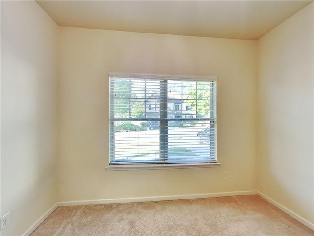 4 bedroom, 4 bathroom, 2,495 sq ft single family residence for rent at 1324 Little Hampton Drive, Lawrenceville, GA 30045 for $2,395 a month — photo 4