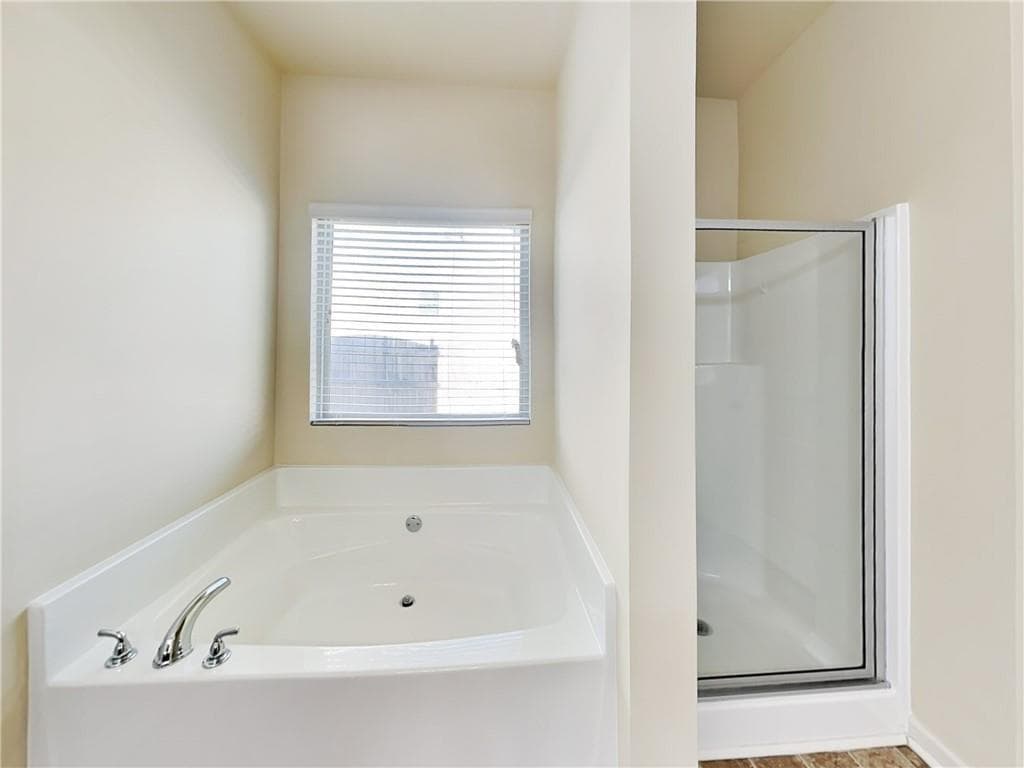 4 bedroom, 4 bathroom, 2,495 sq ft single family residence for rent at 1324 Little Hampton Drive, Lawrenceville, GA 30045 for $2,395 a month — photo 10