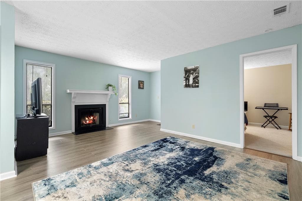 2 bedroom, 2 bathroom, 1,182 sq ft condominium for sale at 5077 Woodridge Way, Tucker, GA 30084 — photo 8