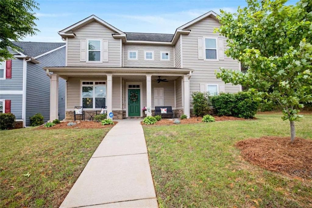 4 bedroom, 3 bathroom, 2,602 sq ft single family residence for sale at 38 Remington Way, Newnan, GA 30263 — photo 3