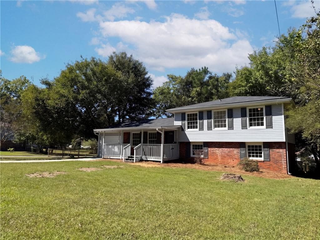 3 bedroom, 3 bathroom, 1,851 sq ft single family residence for sale at 5807 Cobbrook Drive, Ellenwood, GA 30294