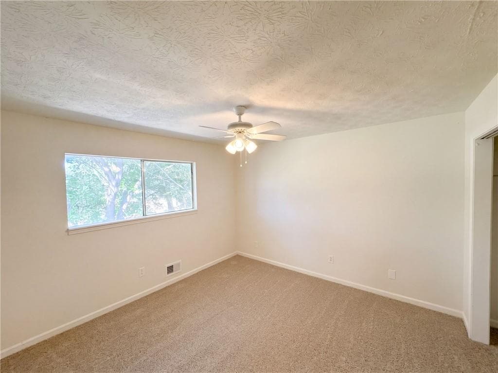 3 bedroom, 3 bathroom, 1,851 sq ft single family residence for sale at 5807 Cobbrook Drive, Ellenwood, GA 30294 — photo 8
