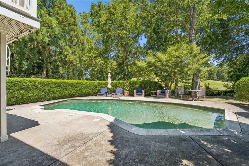 4 bedroom, 4 bathroom, 4,100 sq ft single family residence for rent at 1691 Friar Tuck Road, Atlanta, GA 30309 for $8,700 a month — photo 2