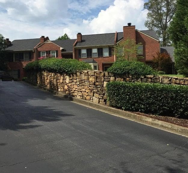 2 bedroom, 3 bathroom, 1,484 sq ft townhouse for sale at 871 Lenox Oaks Circle, Atlanta, GA 30324