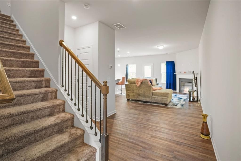 3 bedroom, 2 bathroom, 2,208 sq ft townhouse for sale at 10 Kane Drive, Jasper, GA 30143 — photo 4