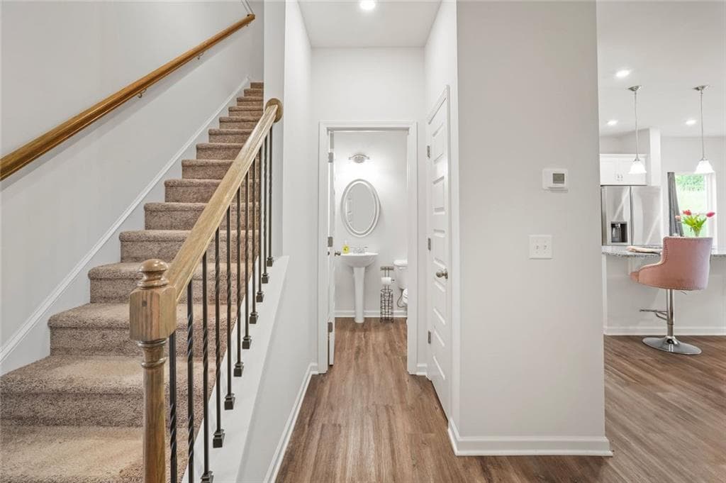 3 bedroom, 2 bathroom, 2,208 sq ft townhouse for sale at 10 Kane Drive, Jasper, GA 30143 — photo 5