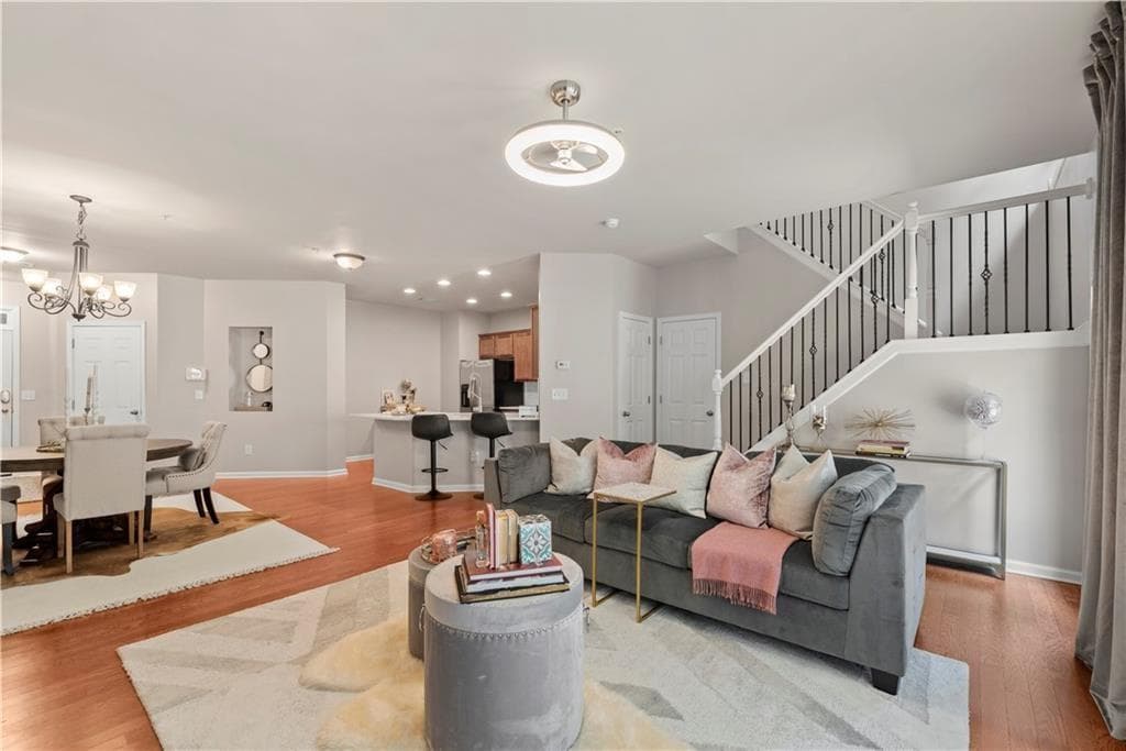 3 bedroom, 3 bathroom, 1,972 sq ft townhouse for rent at 1673 Caswell Parkway, Marietta, GA 30060 for $2,750 a month — photo 4