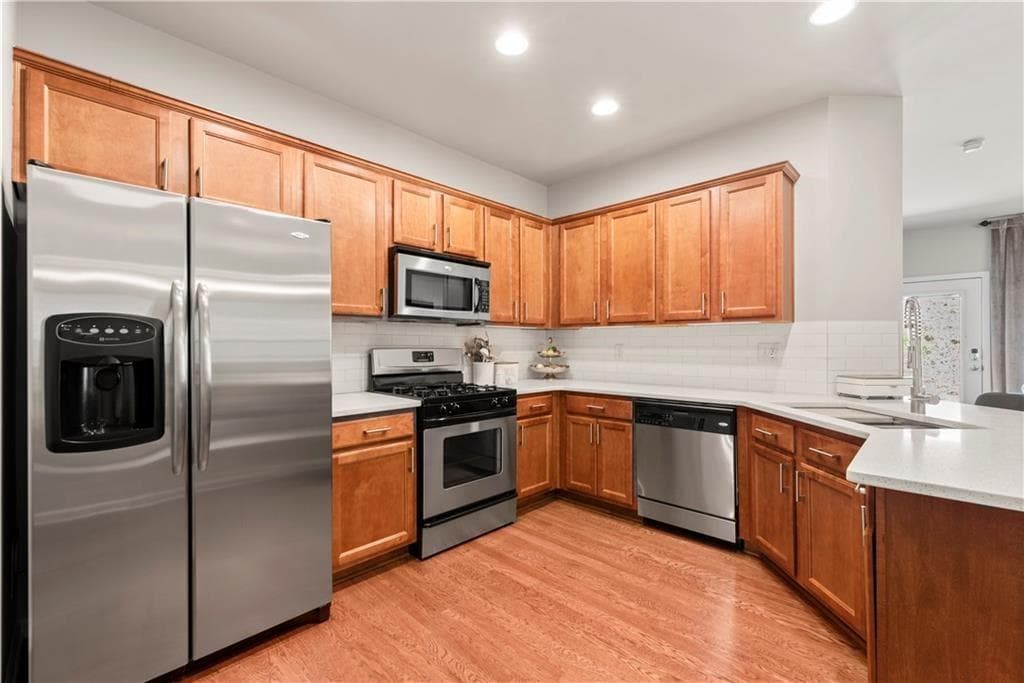 3 bedroom, 3 bathroom, 1,972 sq ft townhouse for rent at 1673 Caswell Parkway, Marietta, GA 30060 for $2,750 a month — photo 9