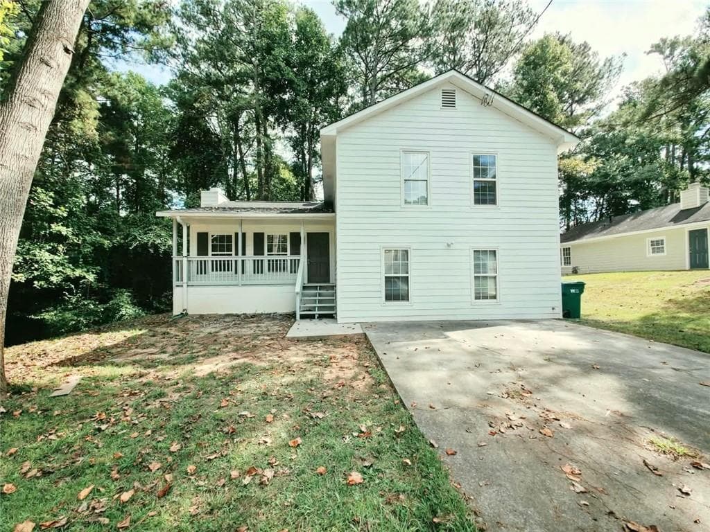 4 bedroom, 3 bathroom, 1,484 sq ft single family residence for rent at 5542 Shawnee Trail, Norcross, GA 30071 for $1,995 a month — photo 1 of 20