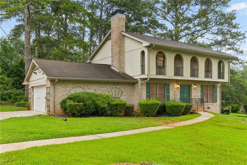 4 bedroom, 3 bathroom, 2,172 sq ft single family residence for rent at 4143 Wellington Hills Drive, Snellville, GA 30039 for $2,400 a month — photo 3