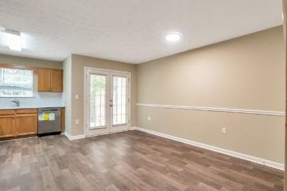 2 bedroom, 2 bathroom, 1,280 sq ft townhouse for sale at 6488 Wellington Chase Court, Lithonia, GA 30058 — photo 7