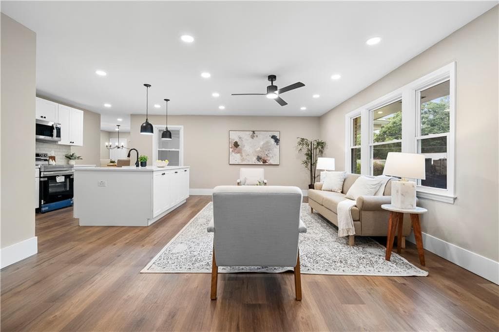 3 bedroom, 2 bathroom, 1,384 sq ft single family residence for sale at 4451 Sims Court, Tucker, GA 30084 — photo 3