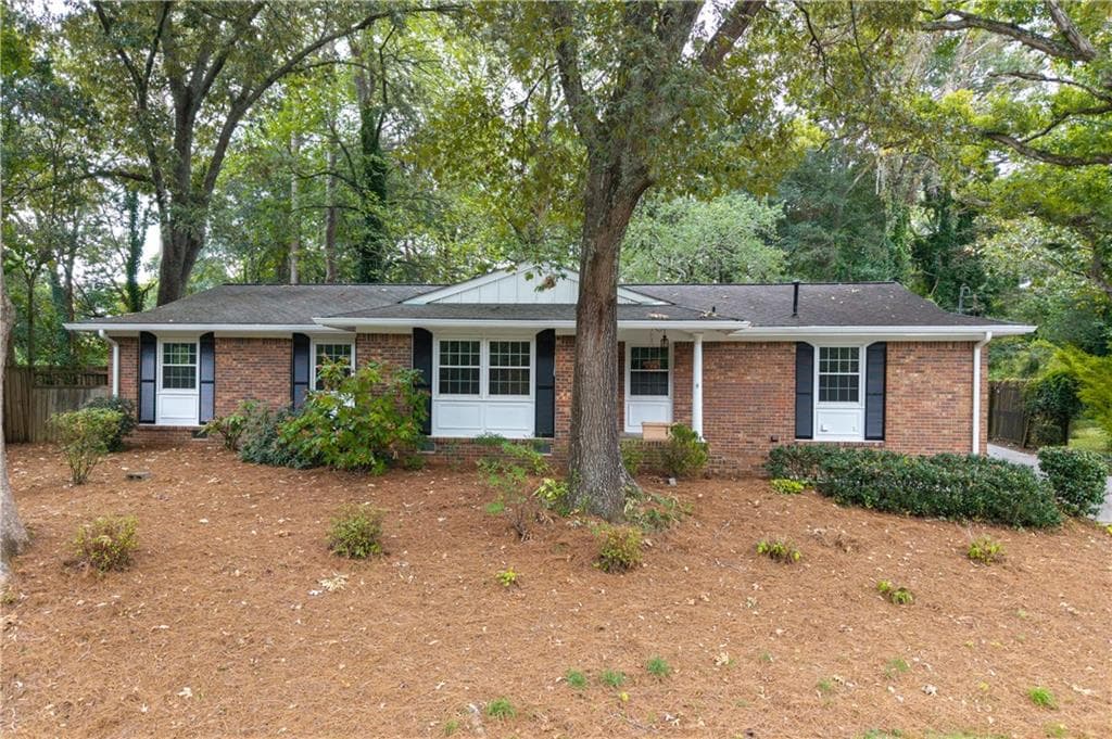5 bedroom, 2 bathroom, 1,938 sq ft single family residence for sale at 3321 Ann Road, Smyrna, GA 30080 — photo 1 of 52