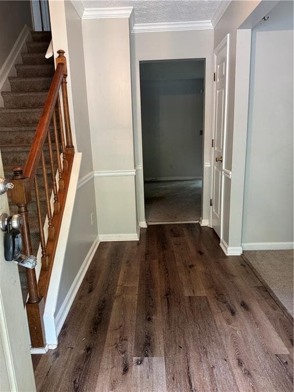 3 bedroom, 3 bathroom, 1,632 sq ft single family residence for sale at 810 Crab Orchard Court, Roswell, GA 30076 — photo 2