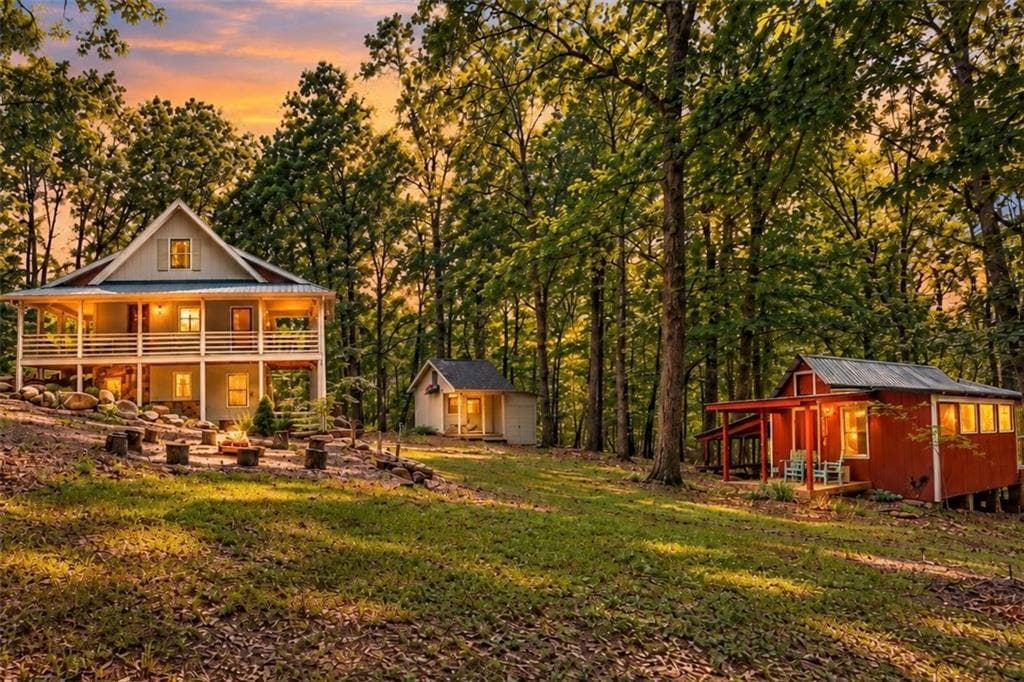 3 bedroom, 3 bathroom, 1,787 sq ft single family residence for sale at 219 Raven Cliff Road, Talking Rock, GA 30175