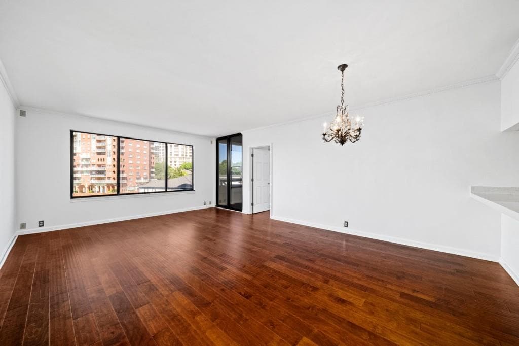 2 bedroom, 2 bathroom, 1,230 sq ft condominium for rent at 3481 Lakeside Drive 1107, Atlanta, GA 30326 for $2,400 a month — photo 7