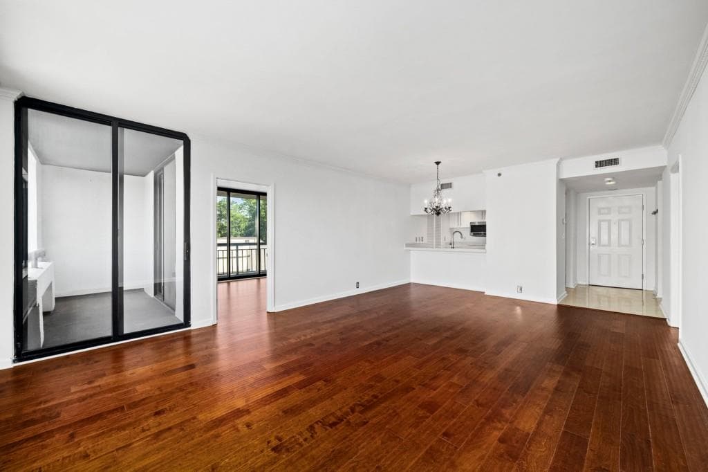 2 bedroom, 2 bathroom, 1,230 sq ft condominium for rent at 3481 Lakeside Drive 1107, Atlanta, GA 30326 for $2,400 a month — photo 9