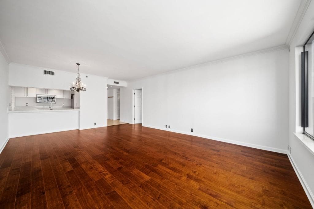2 bedroom, 2 bathroom, 1,230 sq ft condominium for rent at 3481 Lakeside Drive 1107, Atlanta, GA 30326 for $2,400 a month — photo 10